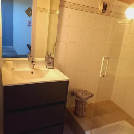 D'hotes L'antonin Bed & Breakfast